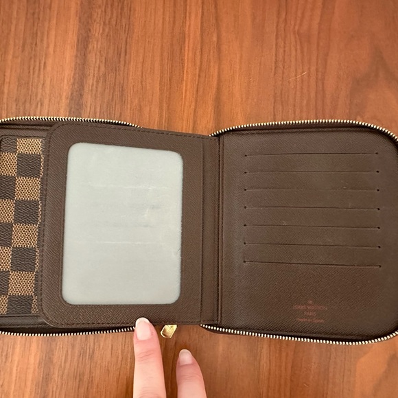 Louis Vuitton Damier Ebene Olav Organizer Wallet - Picture 4 of 10